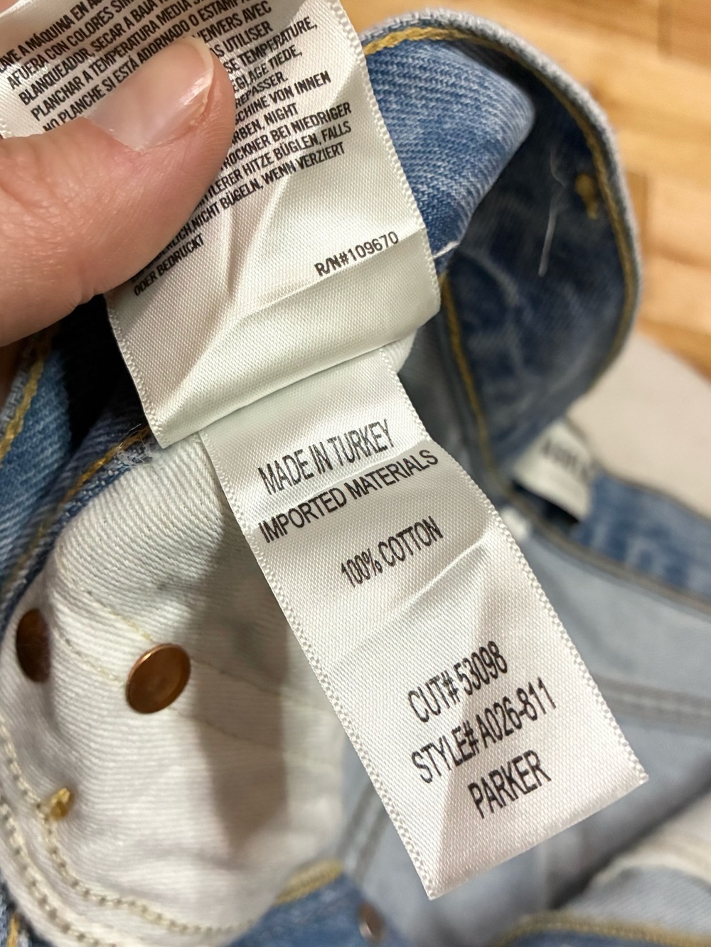 Agolde Parker Denim Shorts - Picture 8 of 9